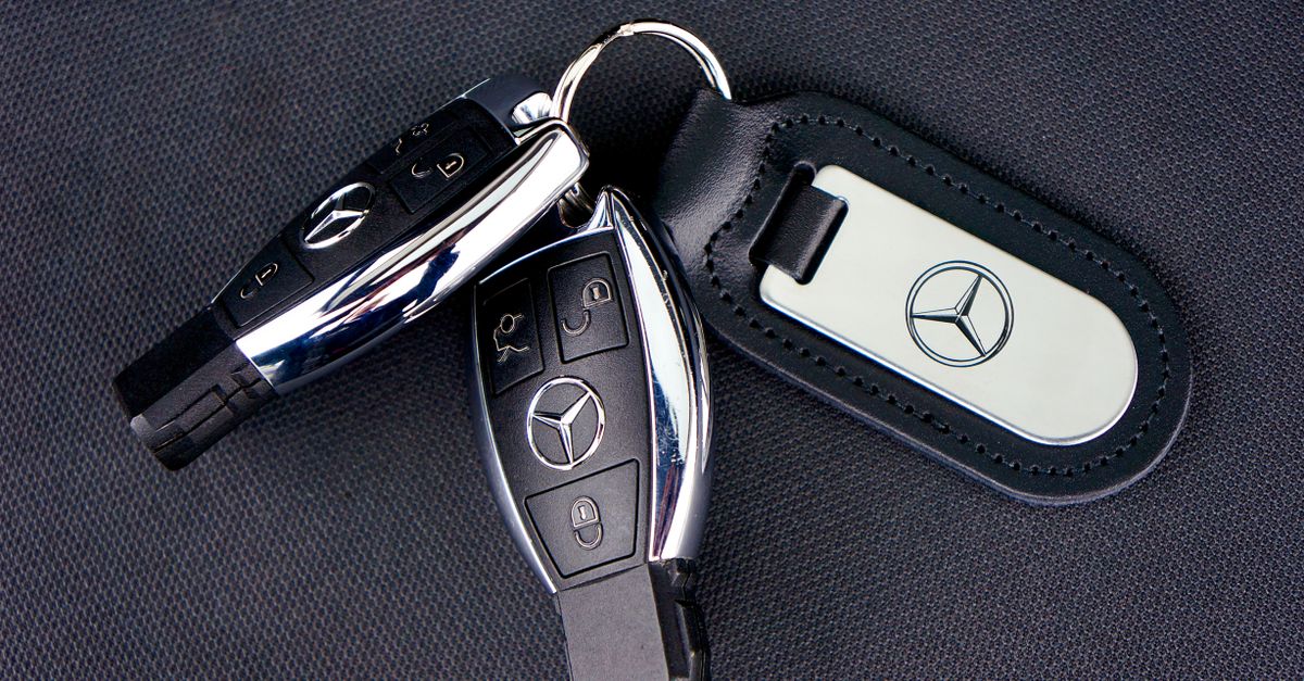 Nissan car key fob — 125th St Locksmith