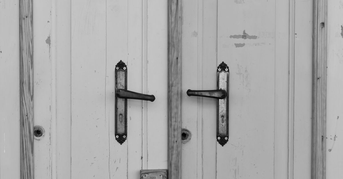 Door Knob Lock vs. Deadbolt: Which Does Your Apartment Actually Need? — 125th St Locksmith